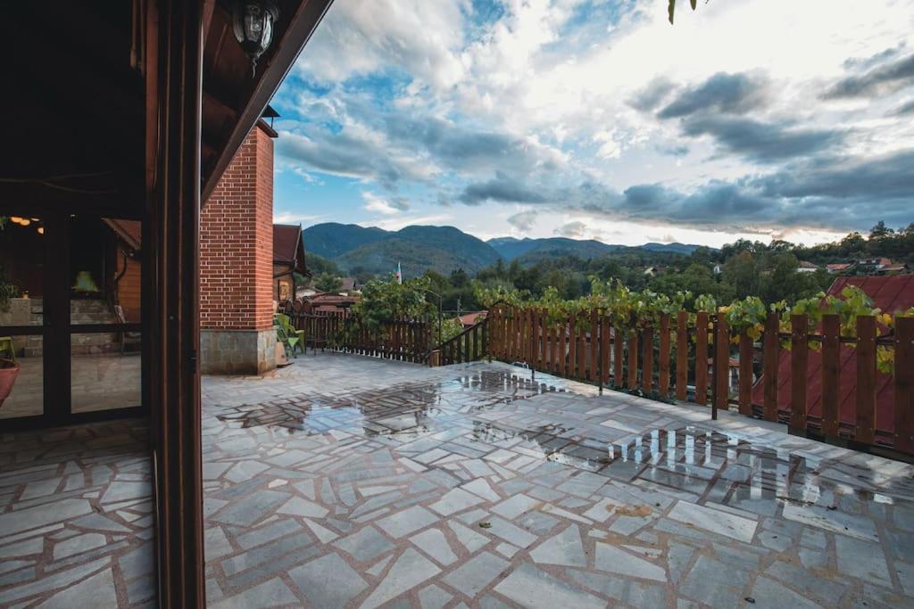 Duvaro Guesthouse Raduil Buitenkant foto