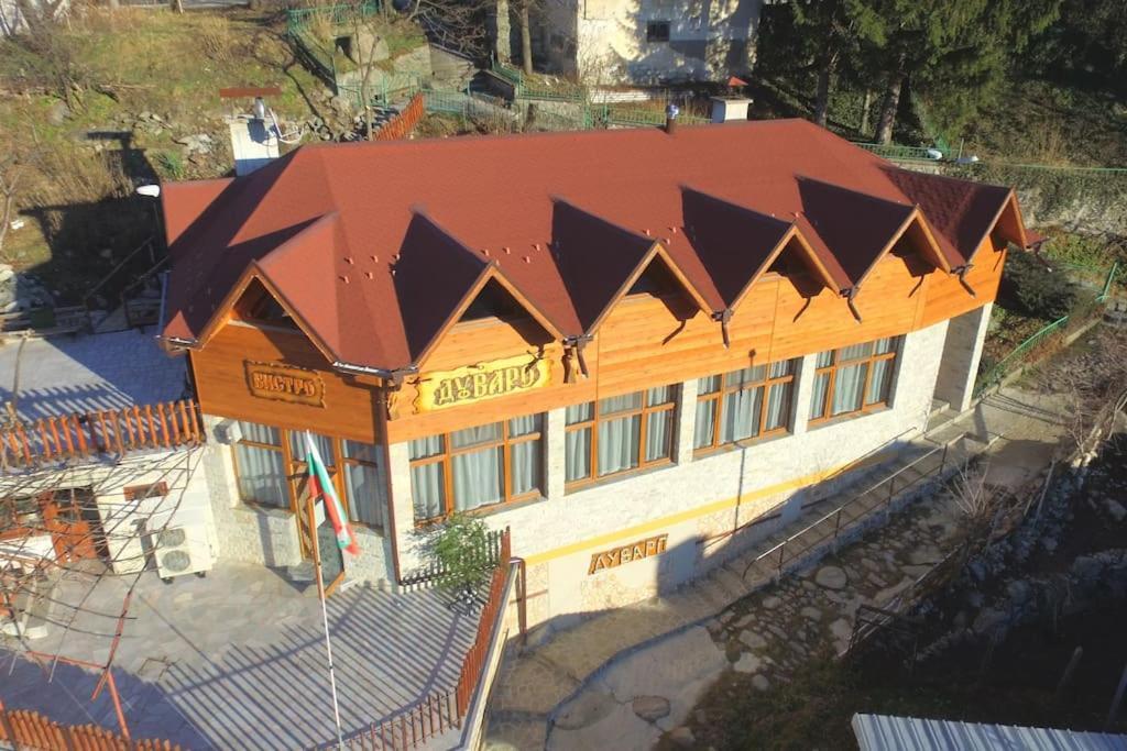 Duvaro Guesthouse Raduil Buitenkant foto