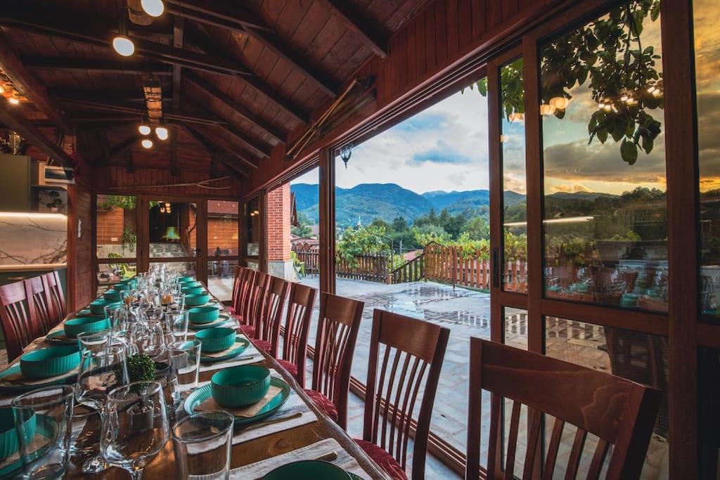 Duvaro Guesthouse Raduil Buitenkant foto